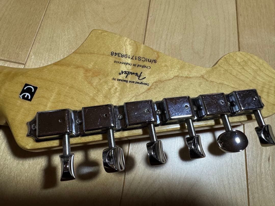 スクワイア　ジャズマスター　バリ虎ネック　スクワイアネックプレート