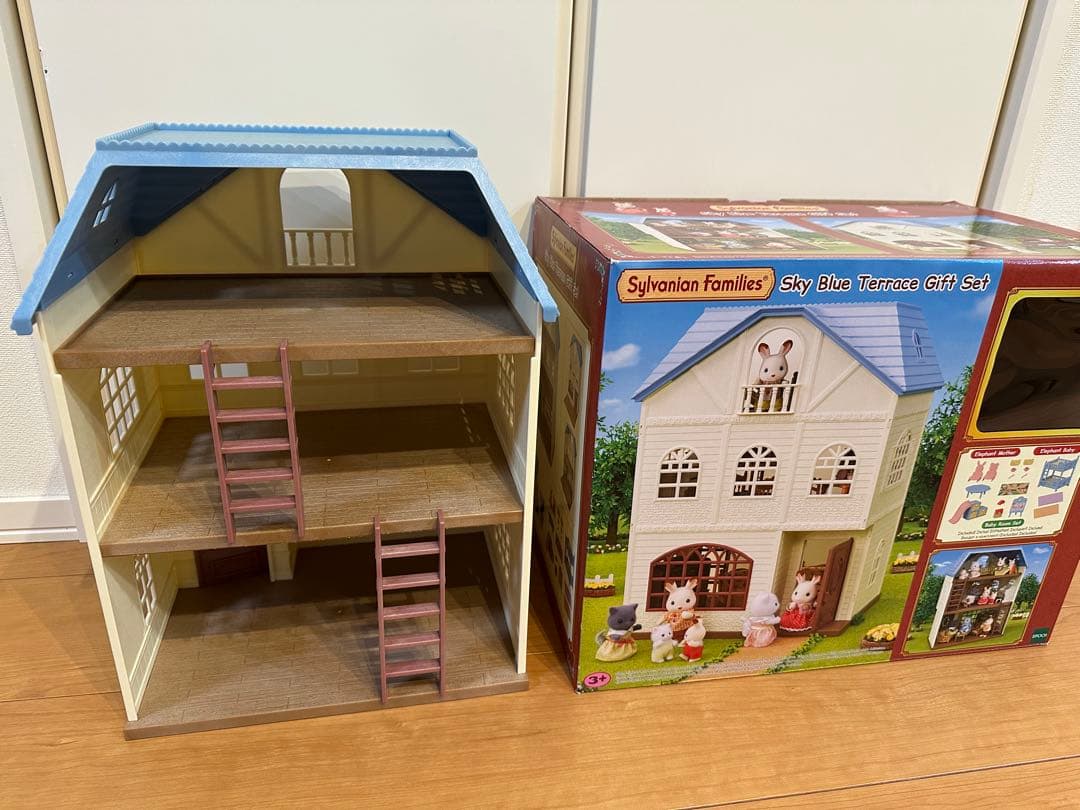 シルバニア　Sky Blue Terrace Gift Set