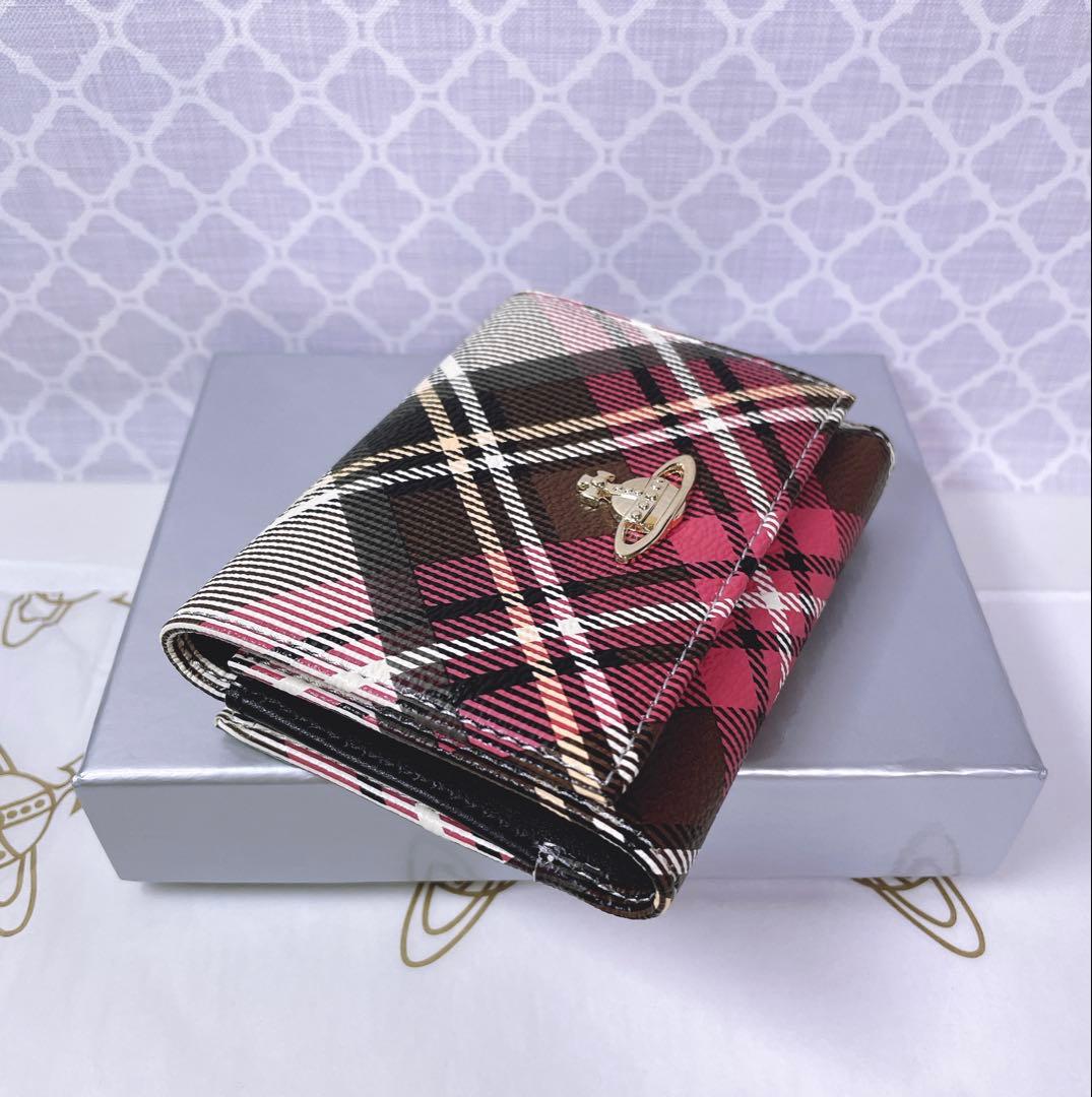 【可愛すぎ♡新品】可愛い ヴィヴィアン・ウエストウッド　三折財布 チェック