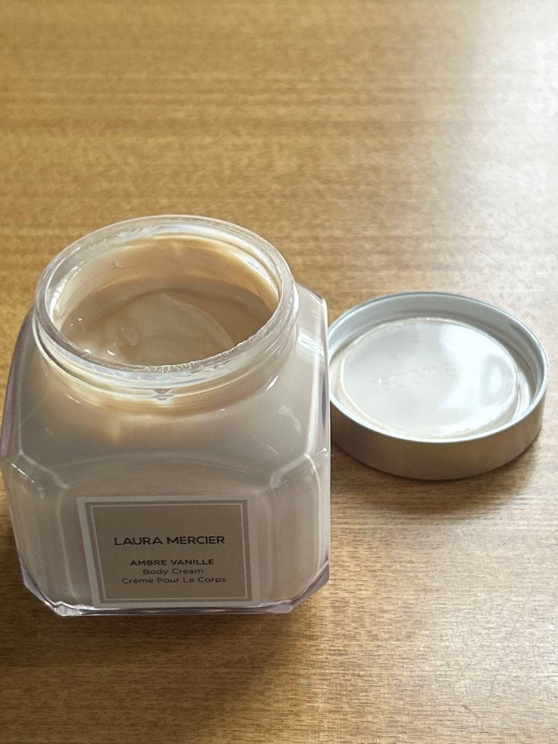 ローラメルシエ ホイップトボディクリーム アンバーバニラ 300g