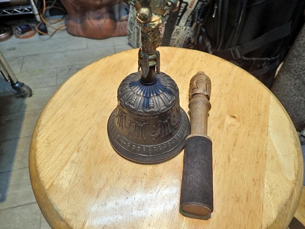 【風水】シンキングハンドベル (670g)