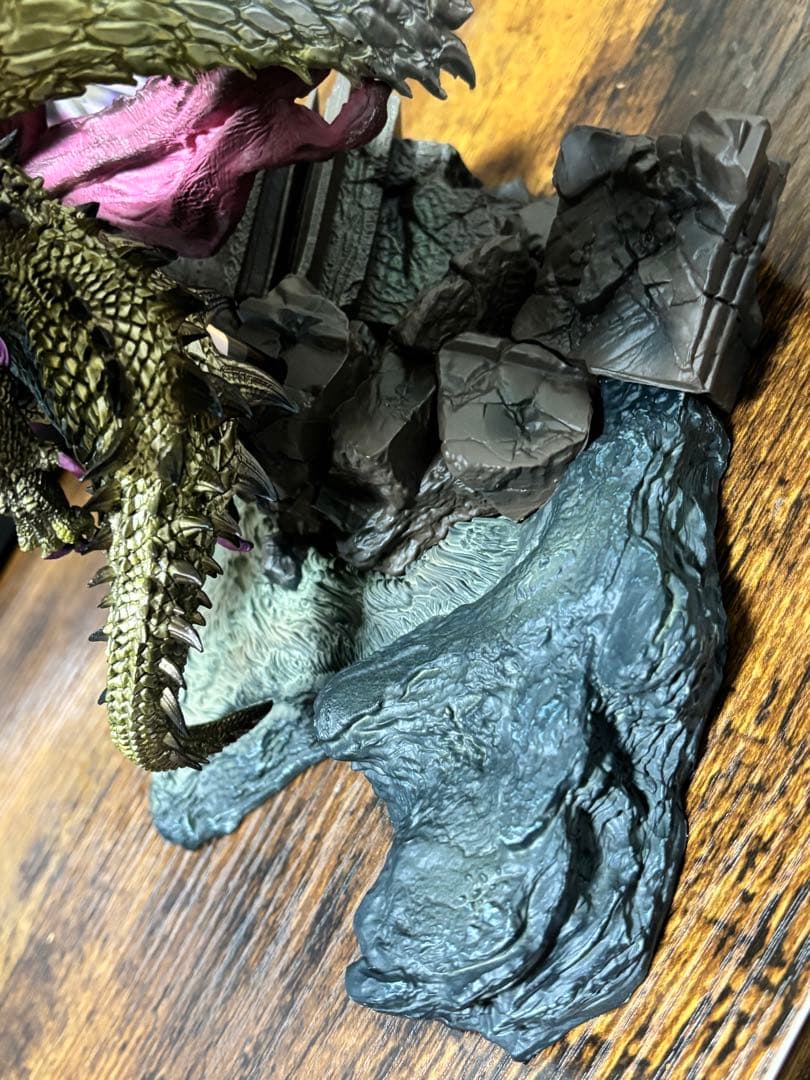 クリエイターズモデル　天迴龍シャガルマガラ