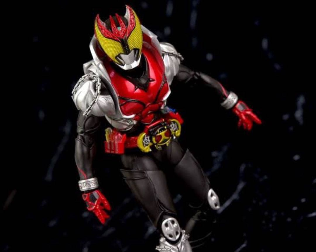 真骨彫製法S.H.Figuarts仮面ライダーキバキバフォーム