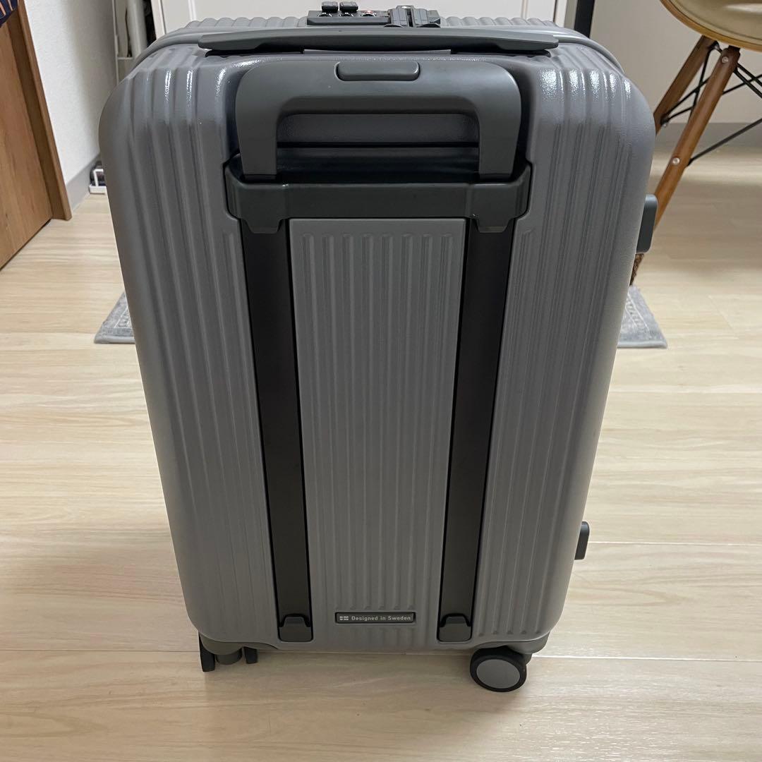 イノベータースーツケース　inv50 38ℓ 機内持ち込み