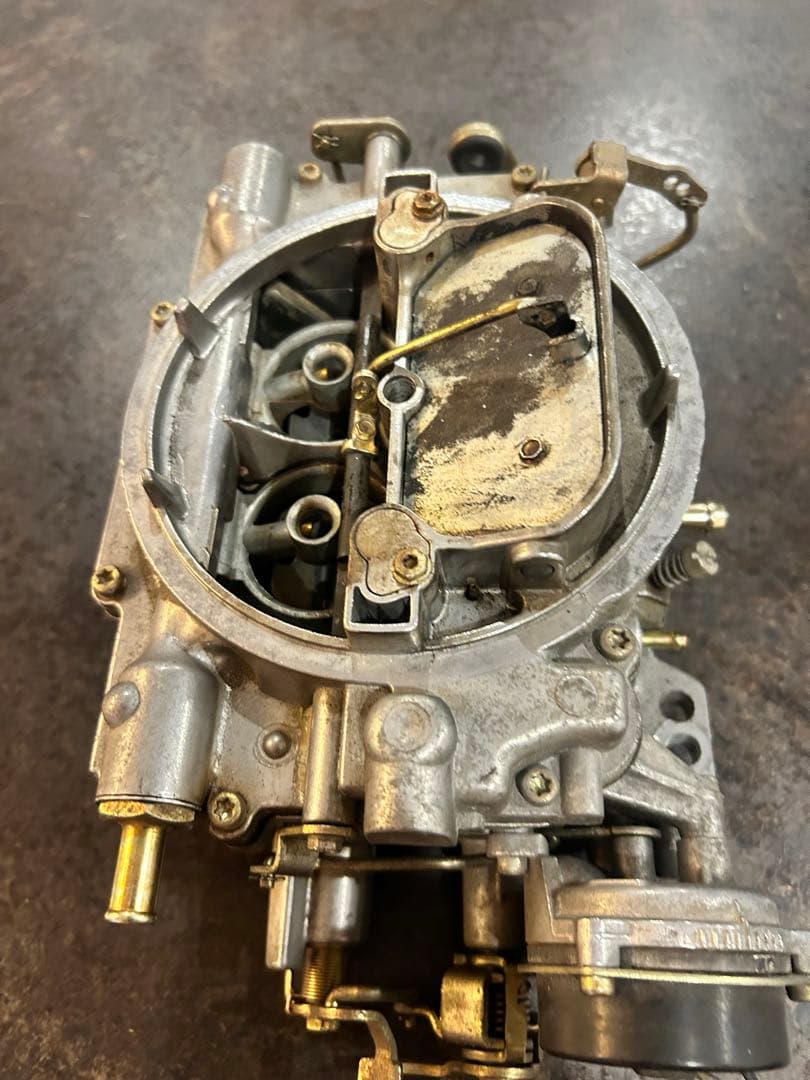 Edelbrock キャブレター シボレー　インパラ