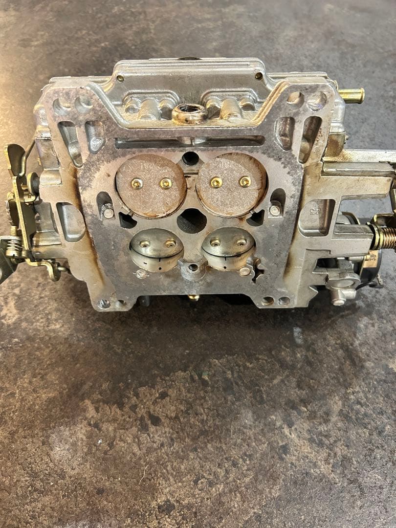 Edelbrock キャブレター シボレー　インパラ