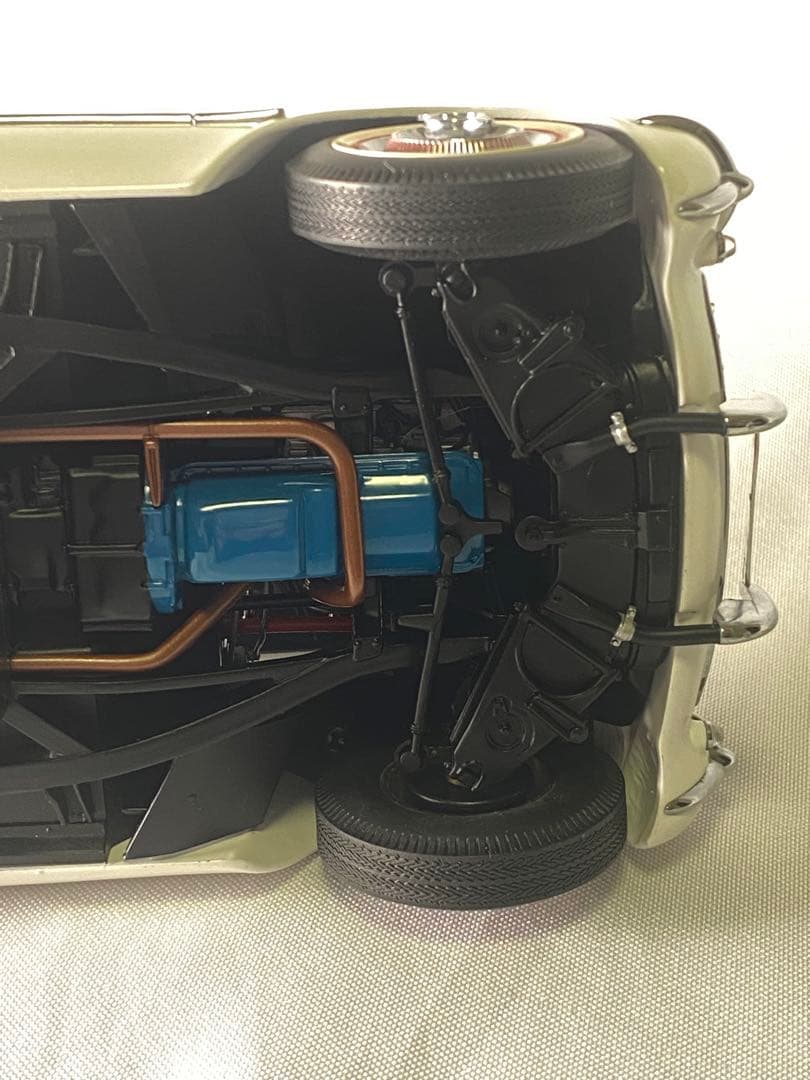 2201❣️ オートアート1/18シボレーコルベット