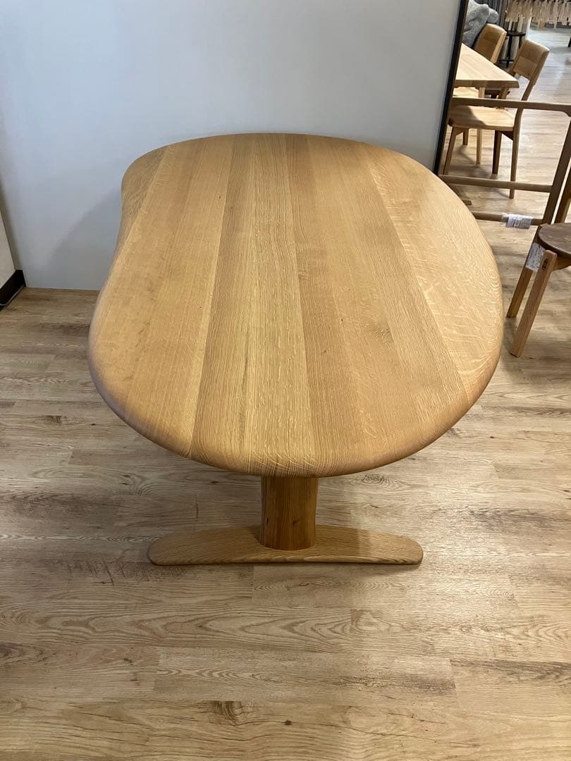 HIDA 侭豆型ホワイトオークダイニングテーブル　展示品