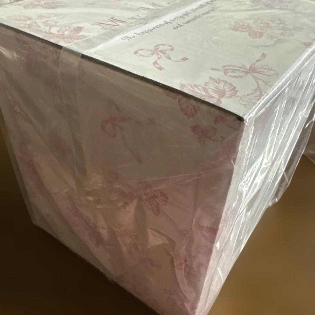 新品 未開封 サンリオ マイメロディ 白いちごのティータイム 陶器製 小物入れ