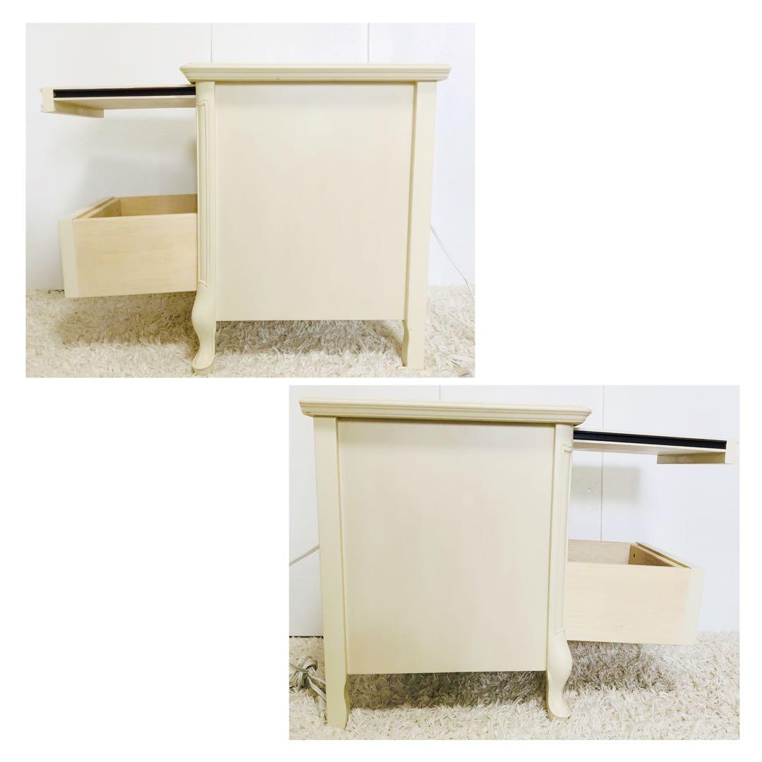 東海家具　ナイトテーブル　猫脚　木製　コンセント付き　完成品