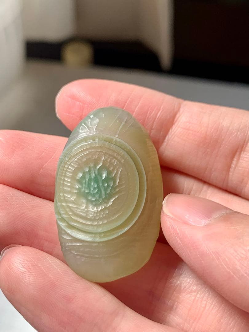 アラシャンゴビアゲート　蒙古瑪瑙　原石　水石　翡翠　オパール　根付　天珠 勾玉