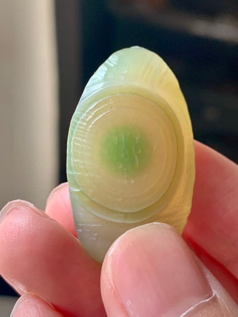 アラシャンゴビアゲート　蒙古瑪瑙　原石　水石　翡翠　オパール　根付　天珠 勾玉