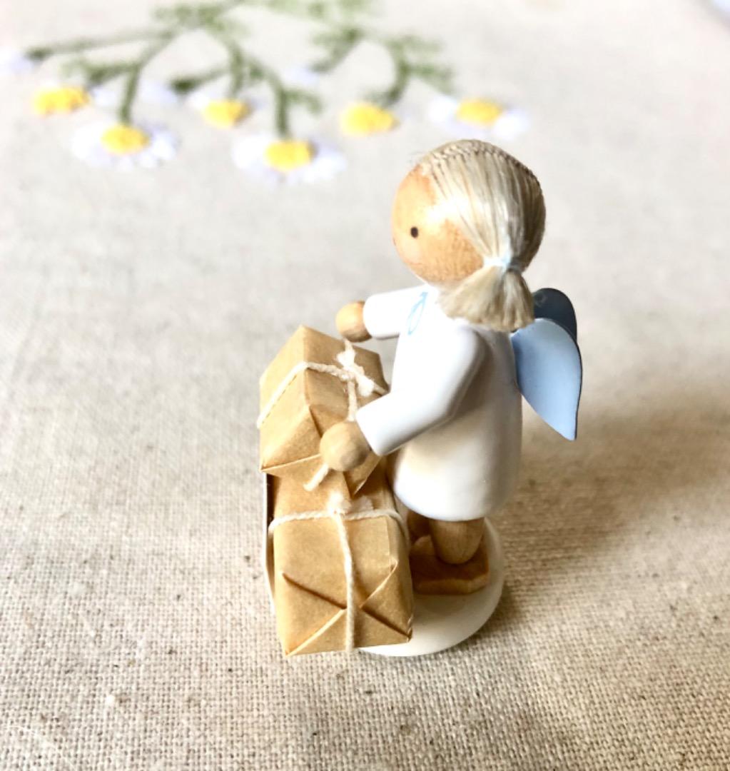 ドイツ　フラーデ　小包を守る天使