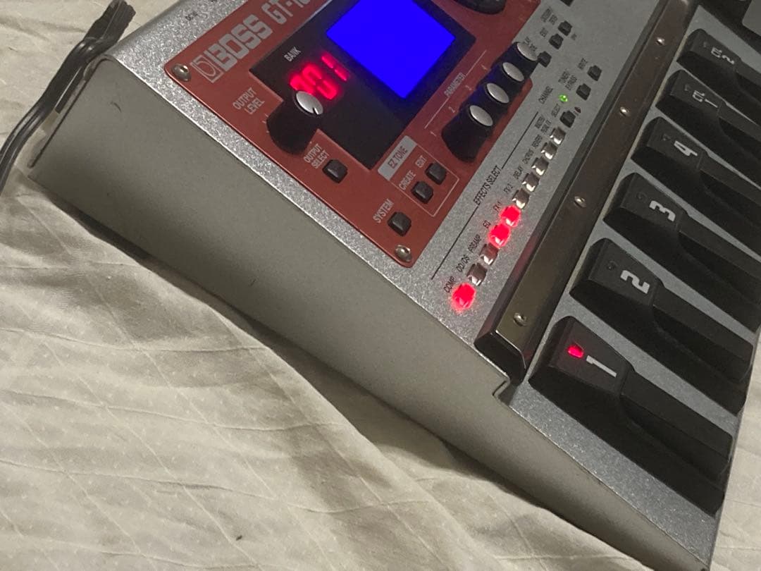 Boss GT-10B ベースマルチエフェクター