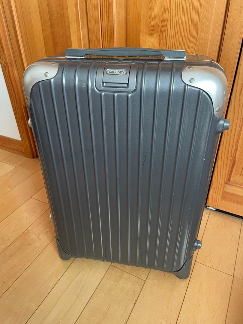 Rimowa Limbo キャリーケース