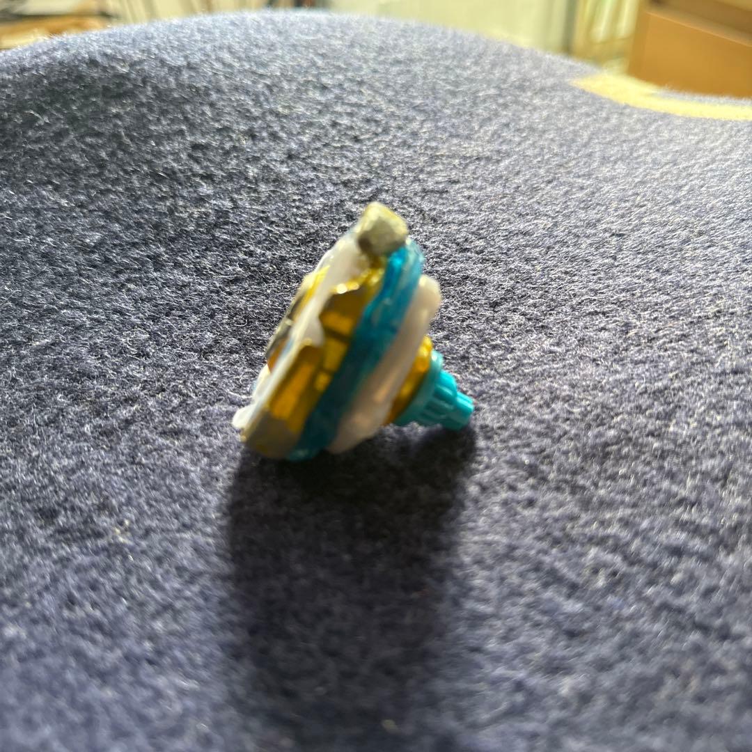 ベイブレードxワルキューレボルト