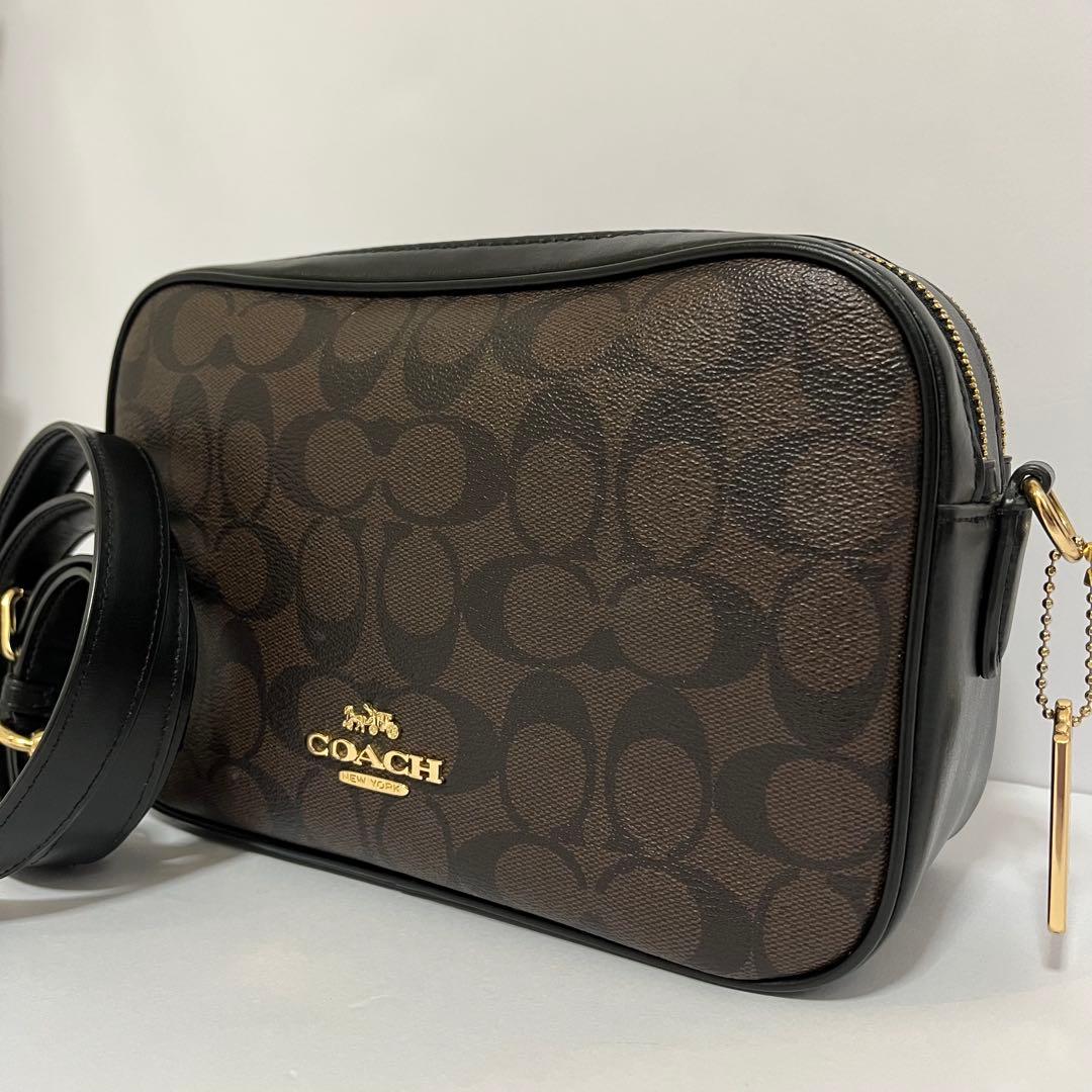 極美品✨コーチ　カメラバッグ　ショルダーバッグ　ダブルジップ　PVCレザー　黒