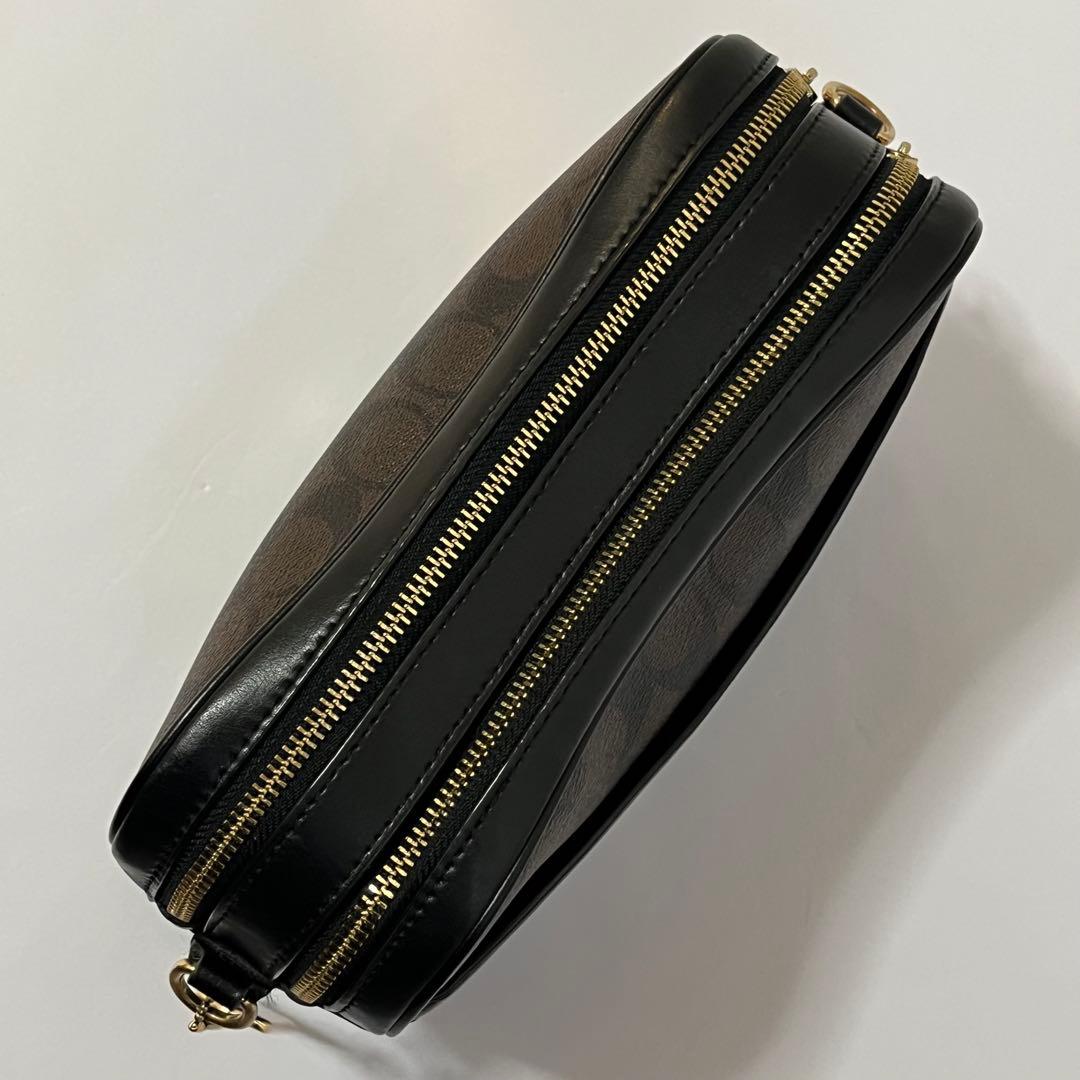 極美品✨コーチ　カメラバッグ　ショルダーバッグ　ダブルジップ　PVCレザー　黒