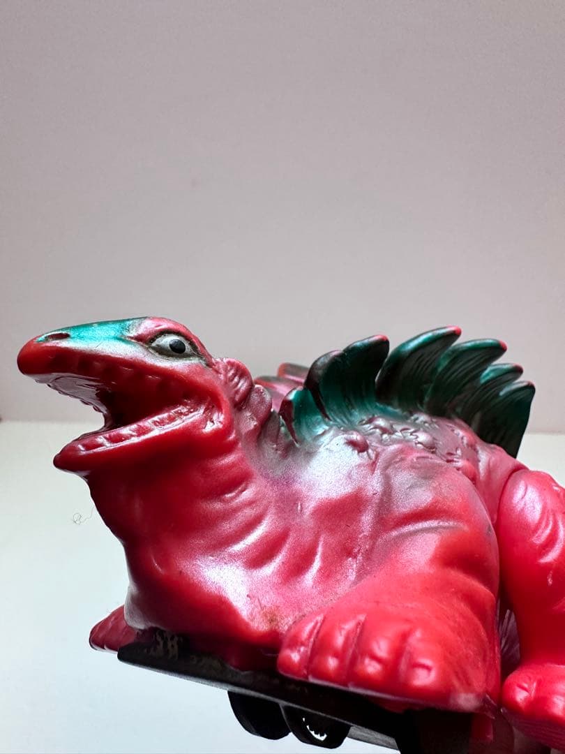 昭和当時物　発火恐竜 すてござうるす フリクショントイ ソフビ