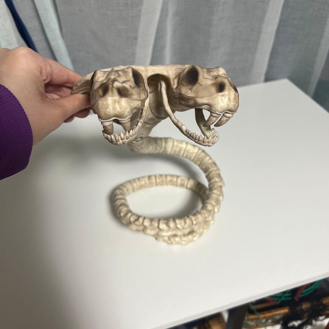 双頭 コブラ 骨格標本 骨 フィギュア ハロウィン