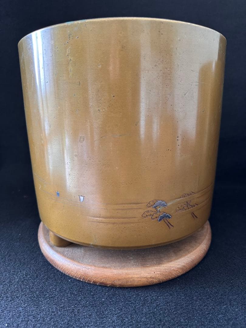 宣徳銅火鉢一対　三保の富士象嵌入れ　一対重量約6.6kg 共箱付