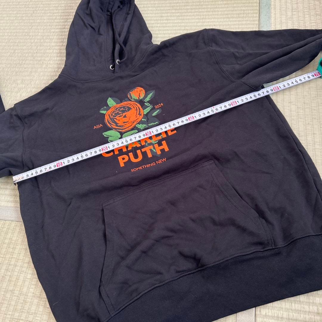 チャーリー・プース md マーチャンダイジングパーカー