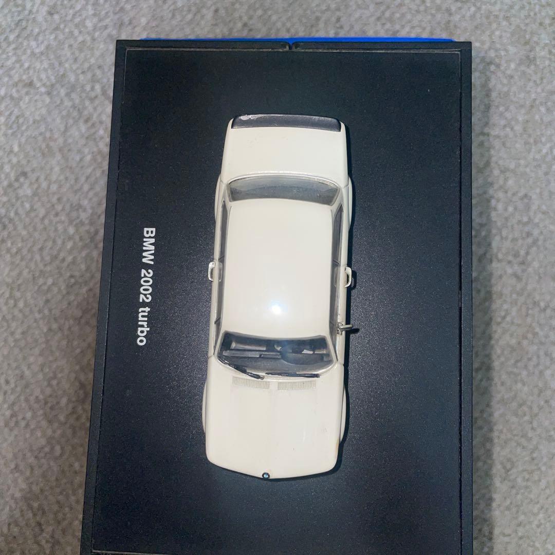 BMW 2002 turbo ミニカー