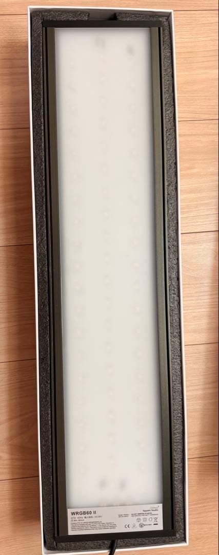 中古　Chihiros（チヒロズ） LED WRGB2 60 【シェード付き】