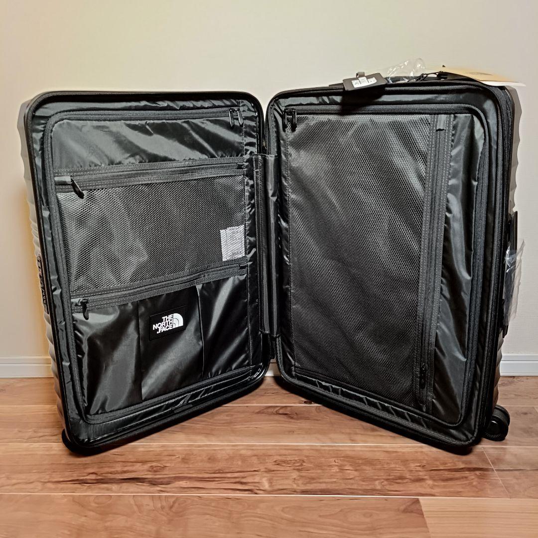 THE NORTH FACE ブラック キャリーケース 波状デザイン 収納多数