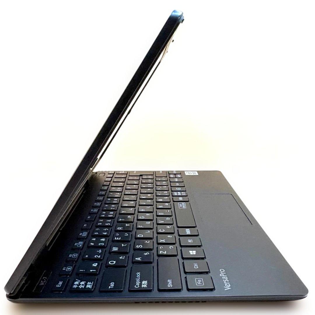 美品 NEC 軽量ノートPC 第10世代i5 8GB SSD256GB カメラ付