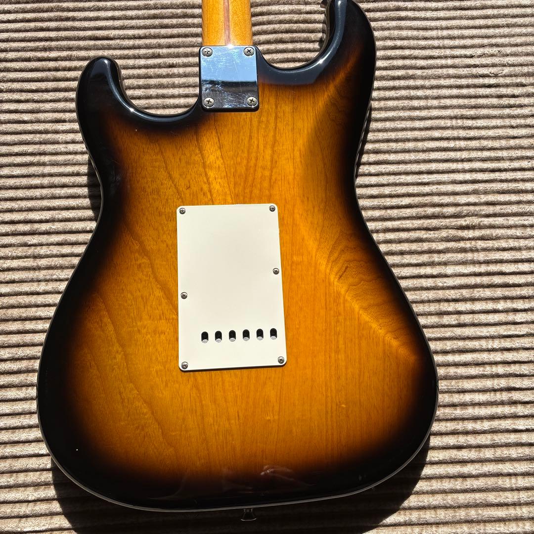 Fender Stratocaster サンバースト ギター