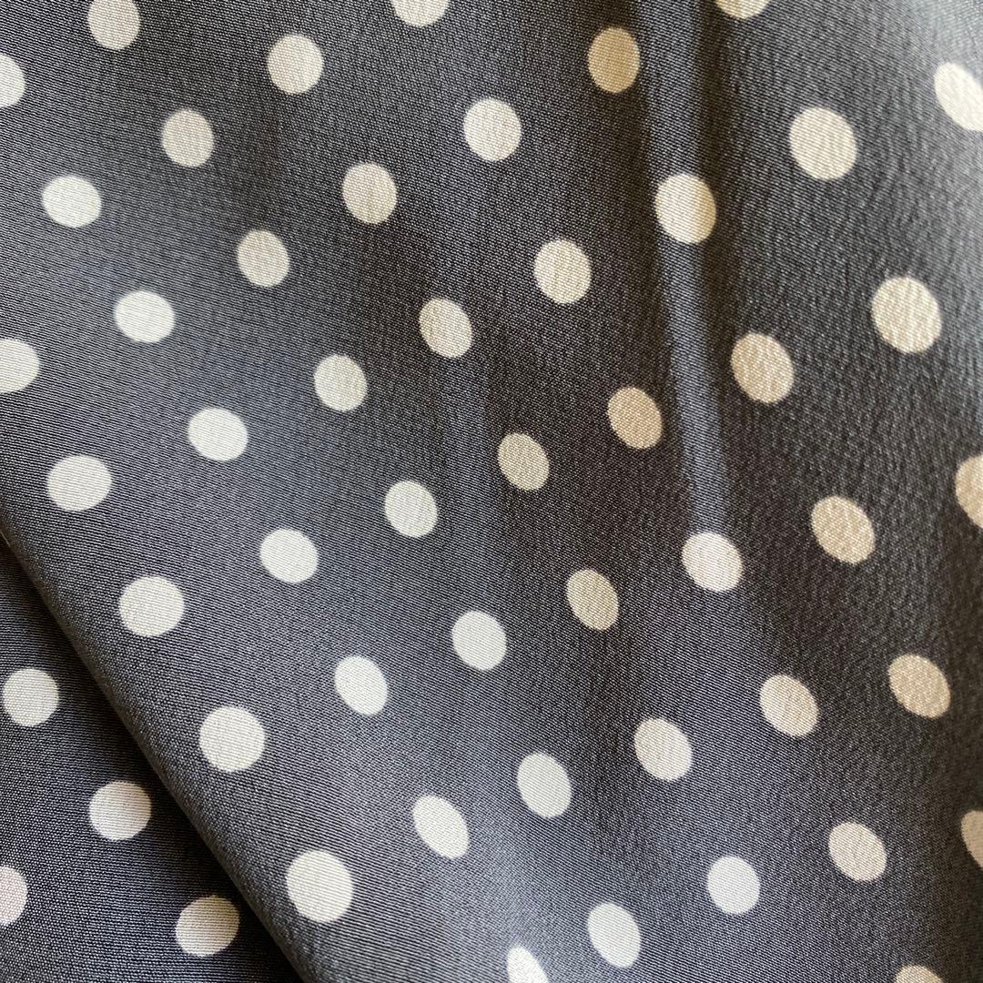 PRADA プラダ グレー水玉スカート　 サイズ42