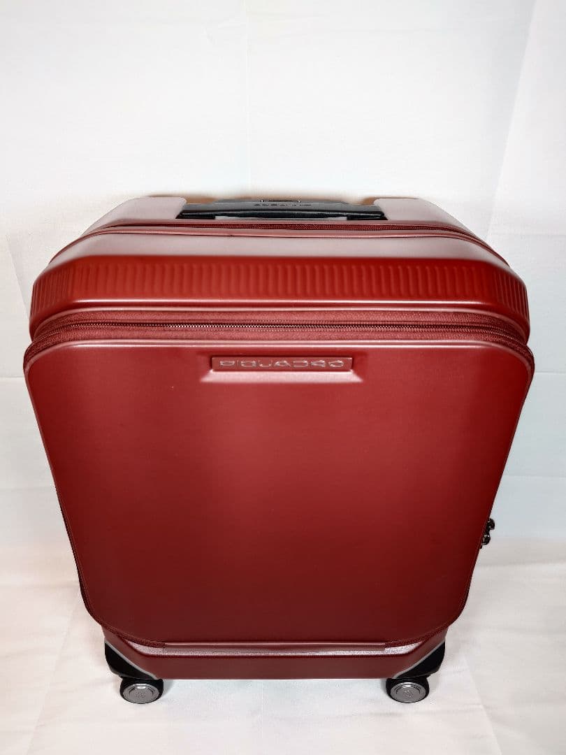 【新品・未使用】PIQUADRO キャリーケース