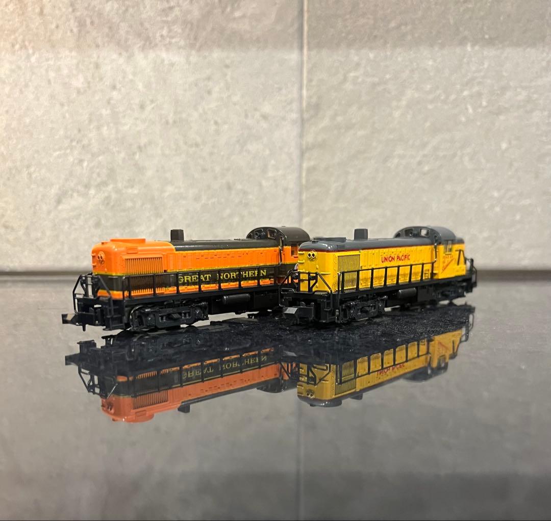 Nゲージ ユニオン・パシフィック鉄道とグレート・ノーザン鉄道のディーゼル機関車