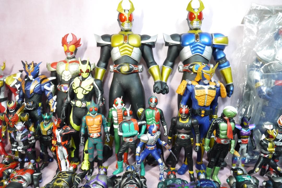 ライダーヒーローシリーズ　ビッグサイズソフビ　フィギュアなど　97体セット