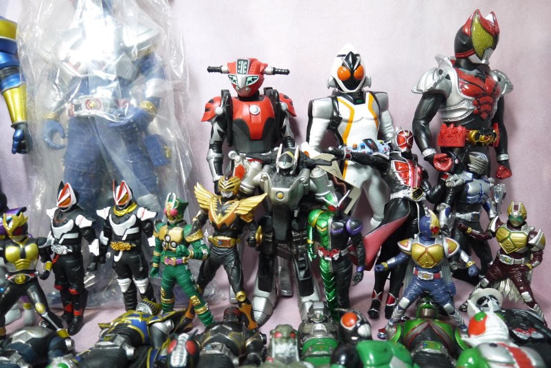 ライダーヒーローシリーズ　ビッグサイズソフビ　フィギュアなど　97体セット