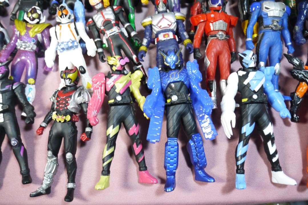 ライダーヒーローシリーズ　ビッグサイズソフビ　フィギュアなど　97体セット
