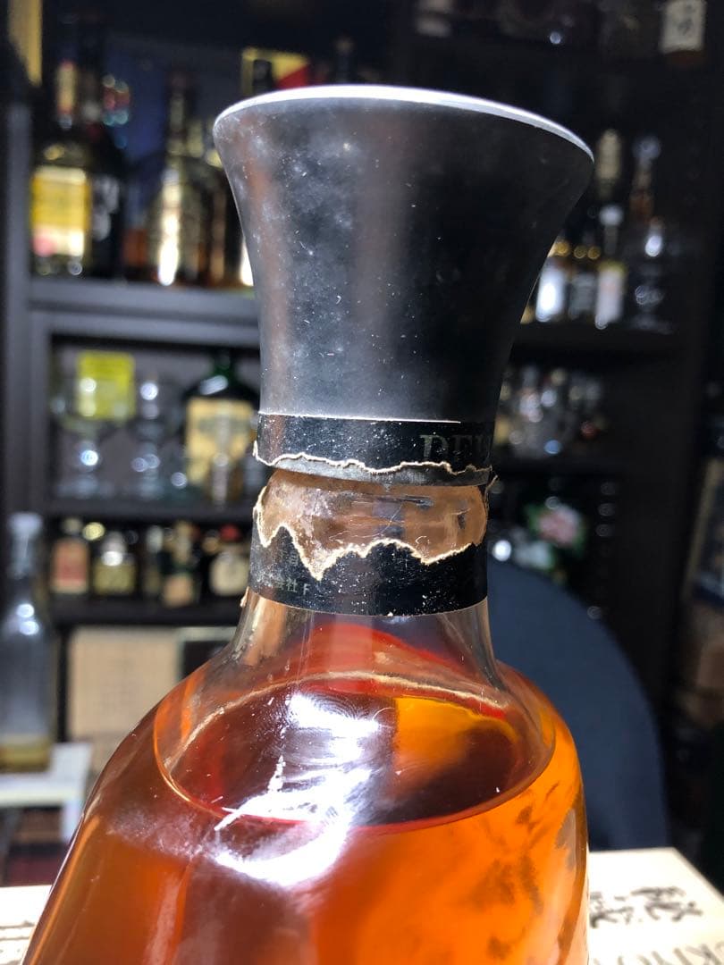 古酒。三楽デラックスオーシャン ウイスキーDELUXE OCEAN WHISKY