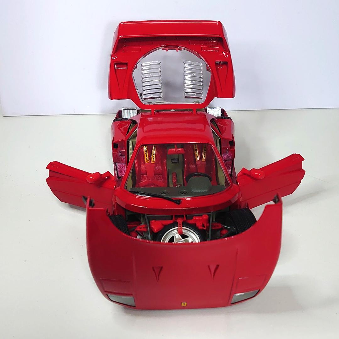 bburago　フェラーリ　F40　1/18　ゴールドコレクション