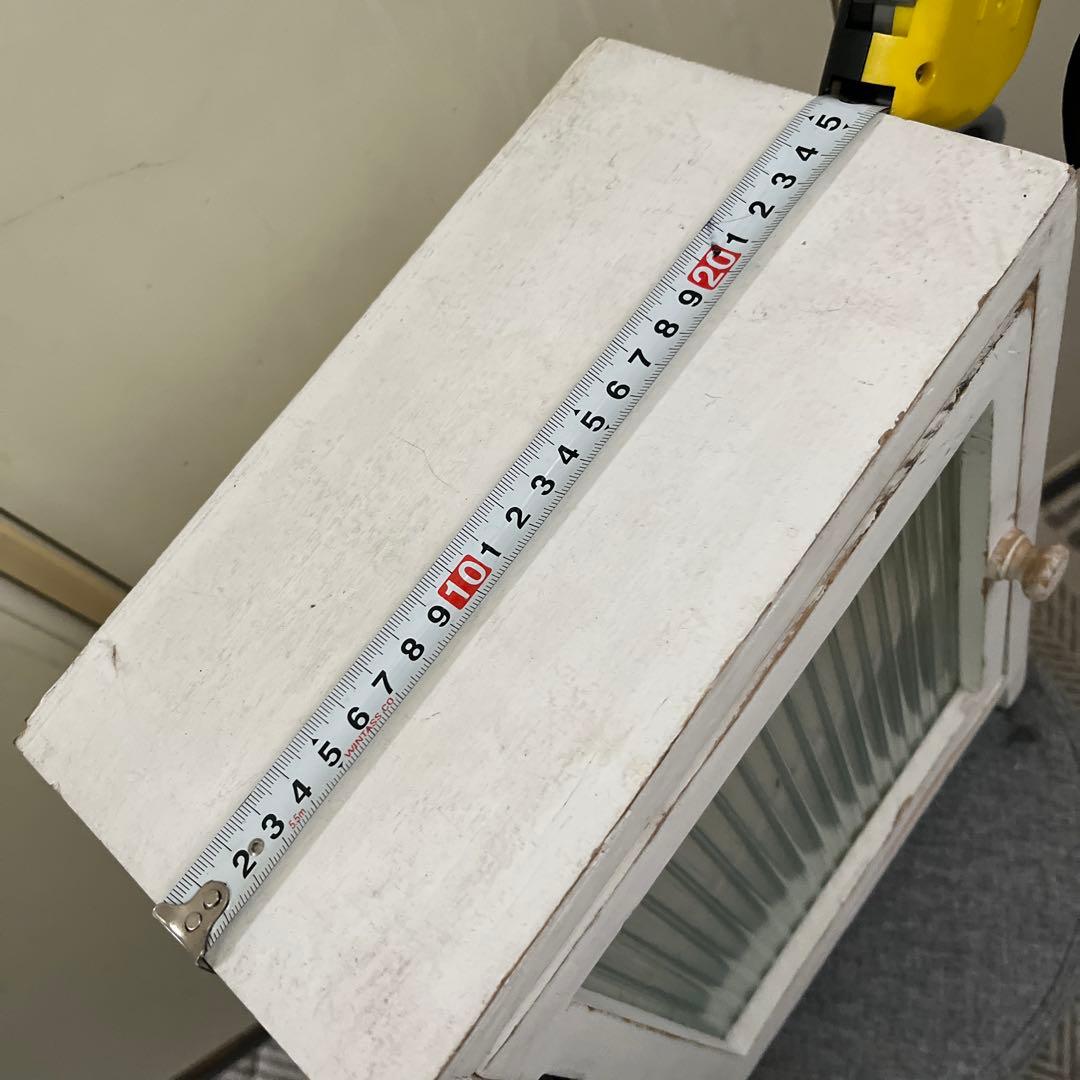 骨董市購入　アンティーク２段　シャビー　波ガラス