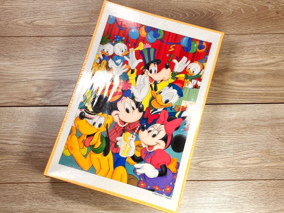 ✨廃盤未開封✨ディズニー パーティーが始まるよ！ 1000ピース ジグソーパズル