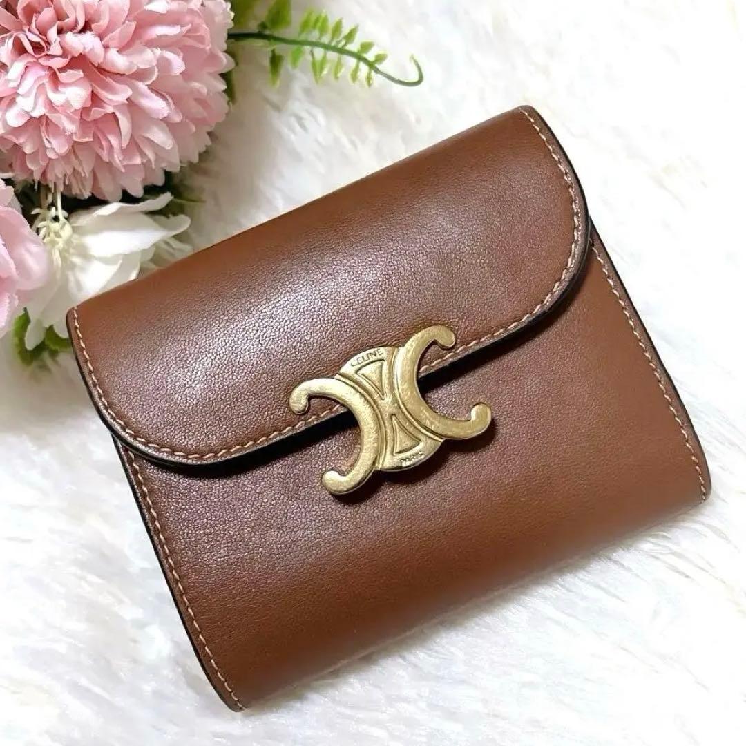 美品✨CELINE トリオンフ スモールフラップウォレット 三つ折り ブラウン