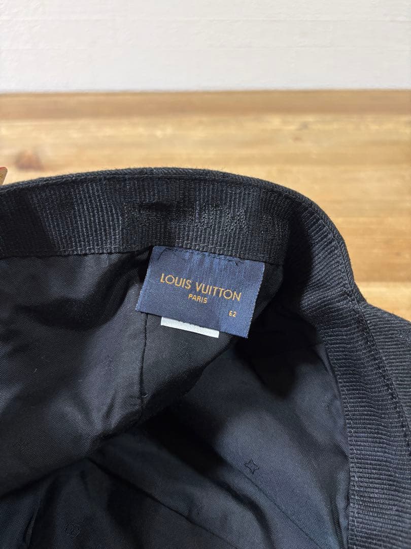 M*a様 ルイヴィトン キャスケット・モノグラムエッセンシャル 帽子 黒 62