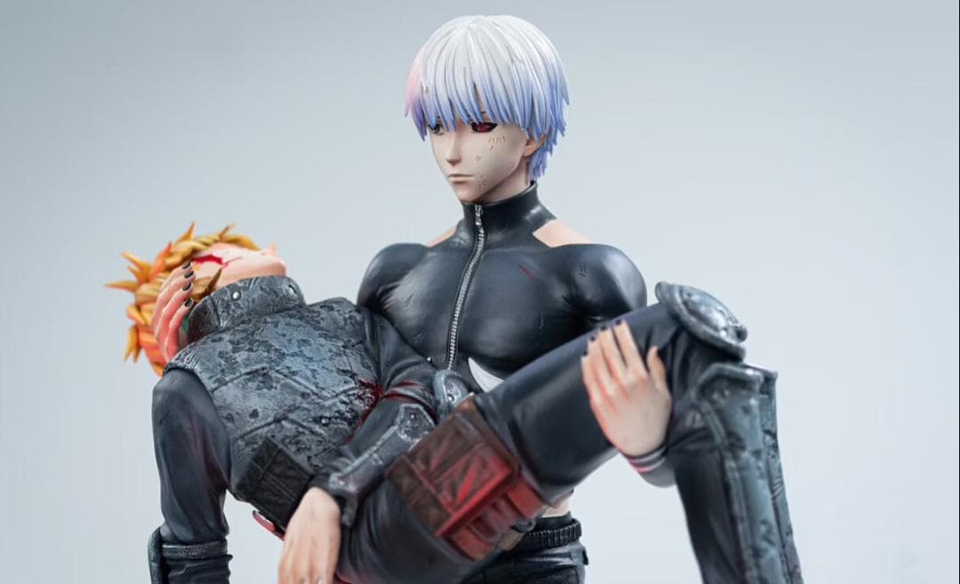 東京喰種 金木研が永近英良を抱く 1/6 樹脂 フィギュア