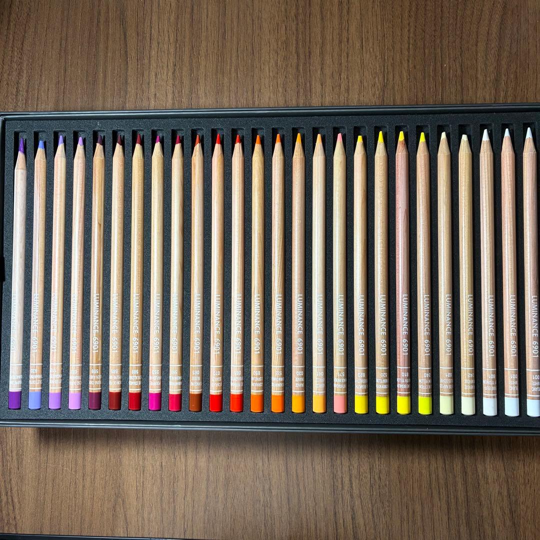 値下げ❗️カランダッシュルミナンス　油性色鉛筆100色セット☆★