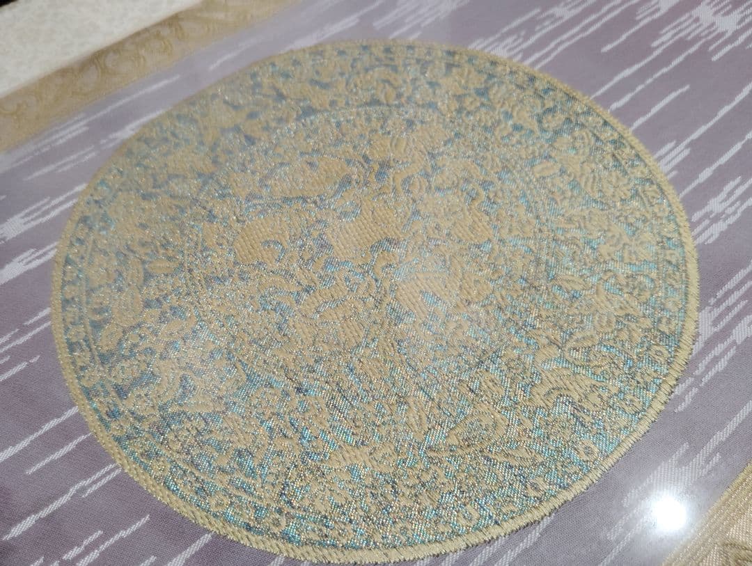 【美品】山口弘躬 謹織 額装「御卓飾 葡萄鏡文」唐織　額縁