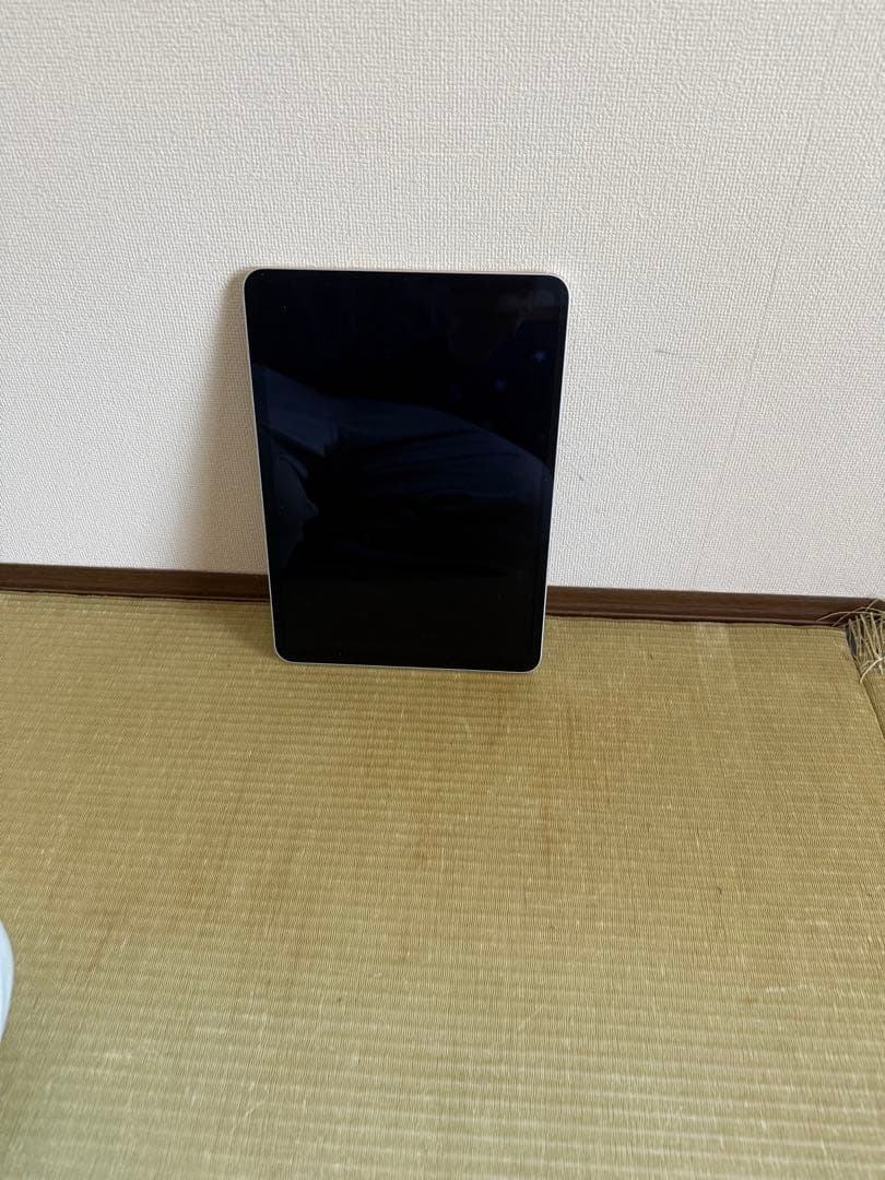 Apple iPad 第２世代　１２８GBシルバー部品取り