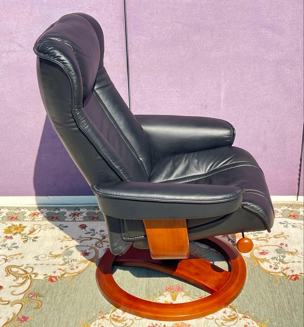 ストレスレスリクライニングチェア