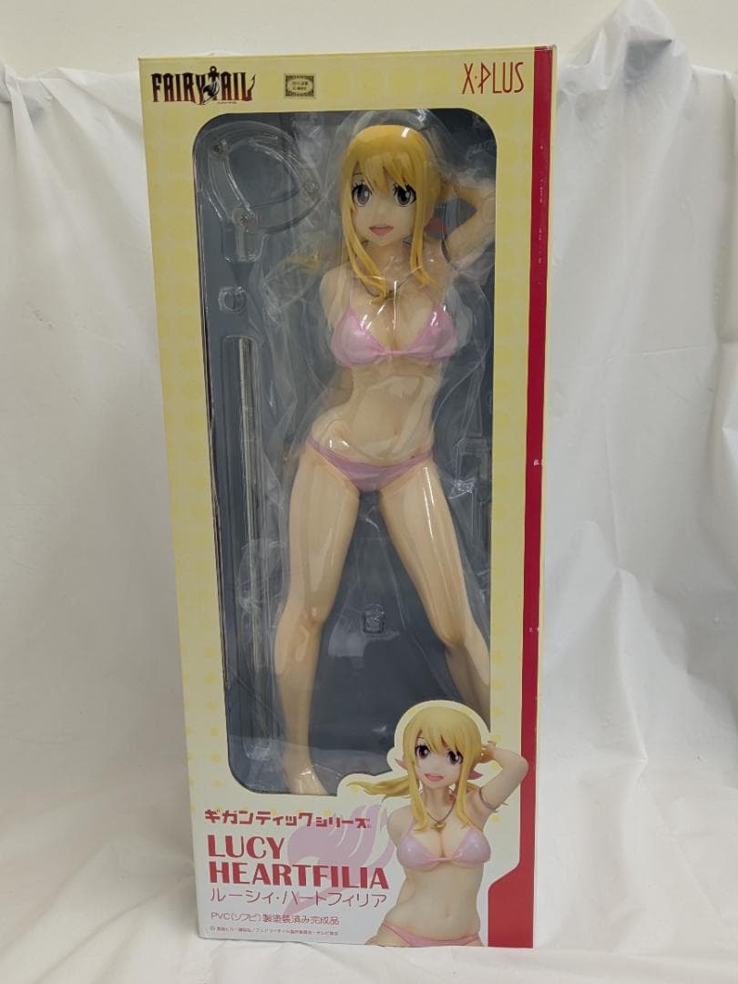 ルーシィ・ハートフィリア フィギュア ギガンティックシリーズ