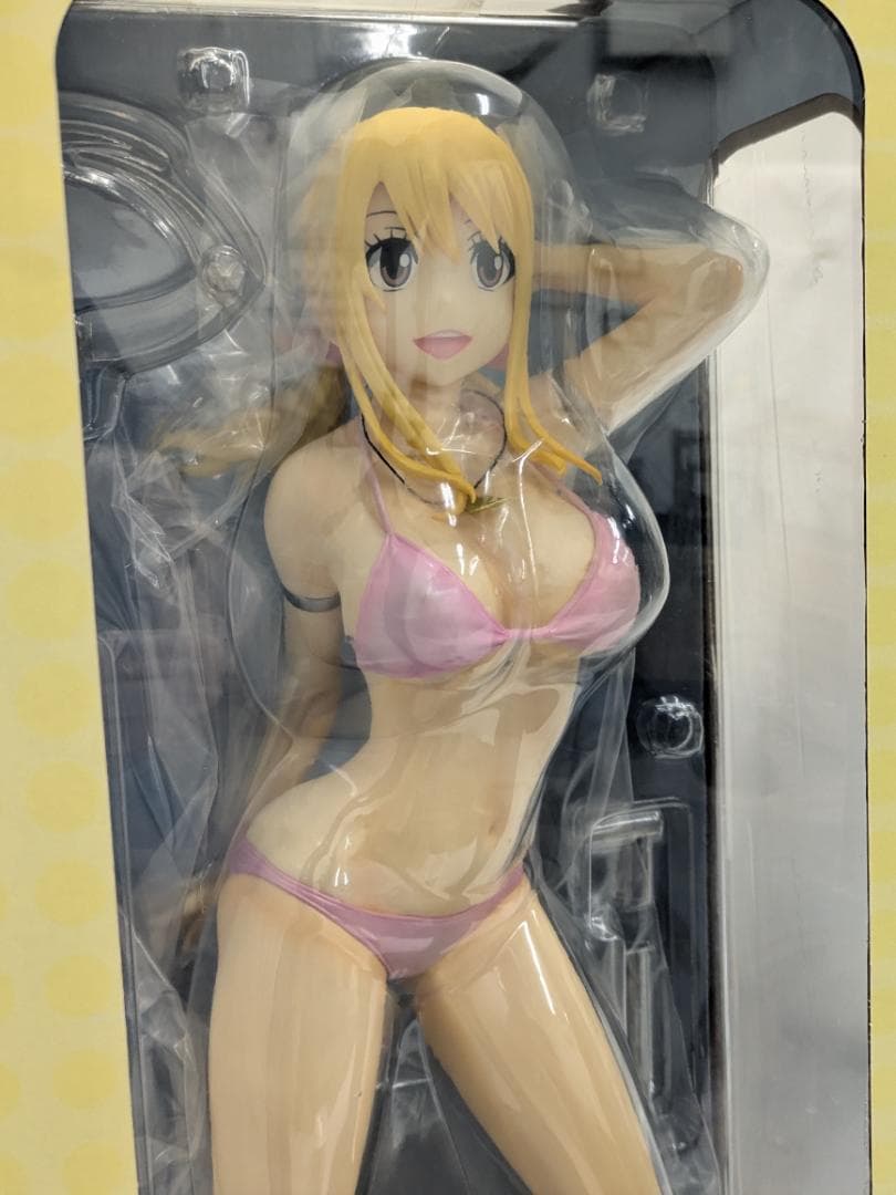 ルーシィ・ハートフィリア フィギュア ギガンティックシリーズ